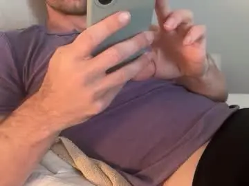 Chaturbate Live Sex Cam of bigcollegecock69690