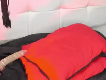 Chaturbate Live Sex Cam of mara_blake__