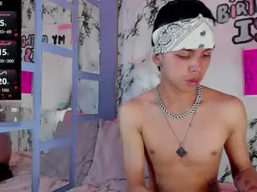 Chaturbate Live Sex Cam of prince_apolo
