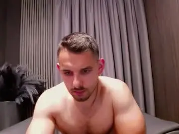 Chaturbate Live Sex Cam of antoniovalentinidiamond