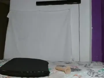 Chaturbate Live Sex of irisbell_