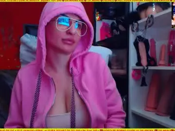 Chaturbate Sex Cam of cuminmenowbby