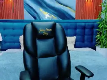 Chaturbate Live Sex Cam of dilan_911