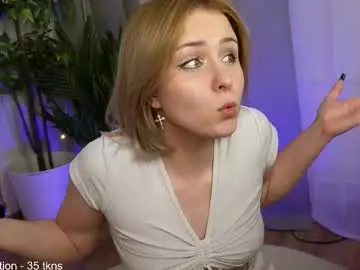 Chaturbate Live Sex Cam of mol_l_y