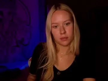 Chaturbate Best live sex cam show of pureeangel