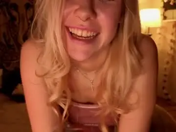 Chaturbate Best live sex cam show of pureeangel