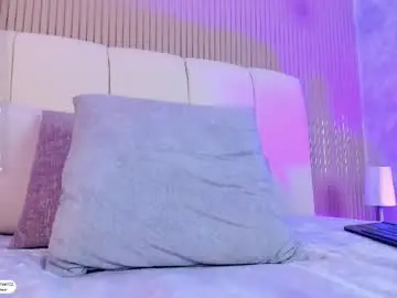 Chaturbate Live Sex Cam of ivana_hall