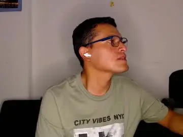 Chaturbate Free Porn Cam of littledicklatin