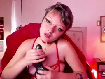 Chaturbate Free Porn Cam of cherryblow_