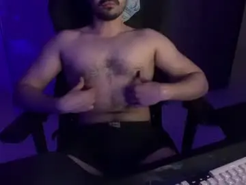 Chaturbate Adult Webcam of ze_boi