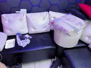 Chaturbate Live Sex Cam of blow2job_lat