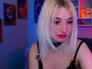 Chaturbate Watch Live Sex Cams of evelynlovelyy