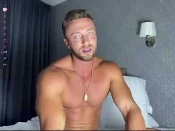 Chaturbate Best live sex cam show of leon_lovefitness