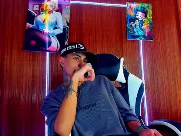 Chaturbate Live Sex of liiaam_lee_