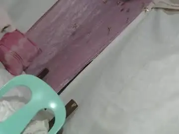 Chaturbate Free Porn Cam of urlovely_ariana