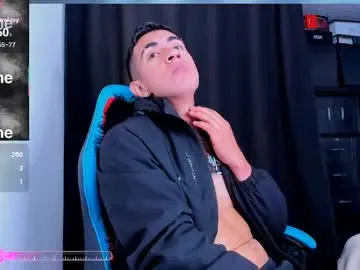 Chaturbate Private Sex Chat of andy_naughty1
