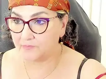 Chaturbate Live Sex Cam of cataleya_mom_