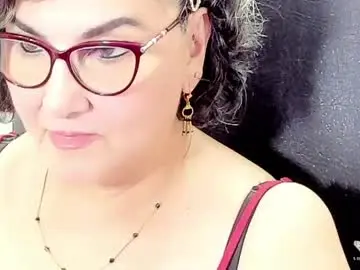 Chaturbate Best live sex cam show of cataleya_mom_