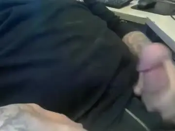 Chaturbate Sex Chat of deepstrokes25