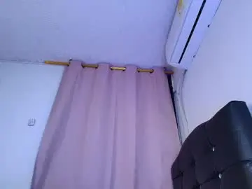 Chaturbate Live Porn of mia_depp