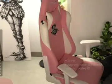 Chaturbate Live Sex Cam of tatiana__cortes18