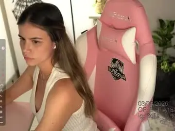 Chaturbate Free Porn Cam of tatiana__cortes18