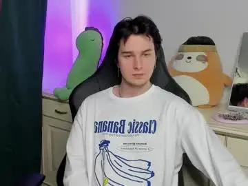 Chaturbate Live Sex Cam of vincent__strong