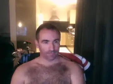 Chaturbate Live Sex Cam of bensince1984_