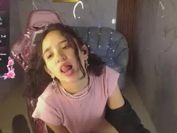 Chaturbate Free Live Porn of bella_vibes_s