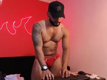 Chaturbate Watch Live Sex Cams of mike_savage3