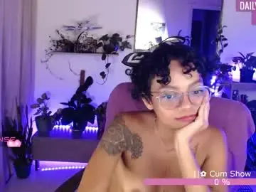 Chaturbate Adult Webcam of sweet_bluee
