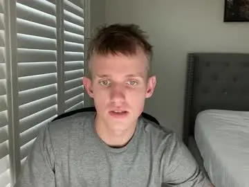 Chaturbate Live Sex Cam of big13inchess