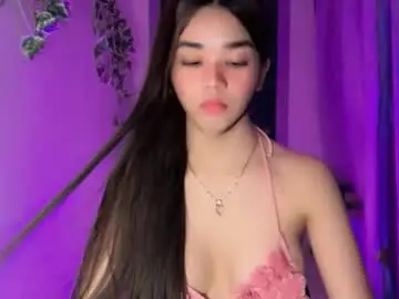 Chaturbate Watch Live Sex Cams of femylove