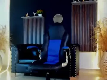 Chaturbate Free Porn Cam of titobell10