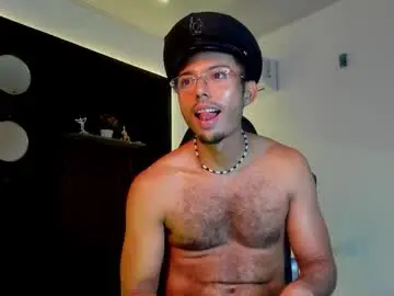 Chaturbate Free Live Porn of titobell10