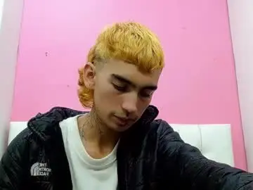 Chaturbate Sex Cam of ttimy_x_boy