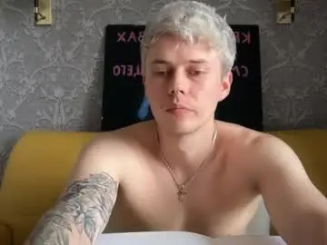 Chaturbate Live Sex Cam of danny_love01