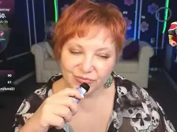 Chaturbate Live Sex Cam of kira_kennet