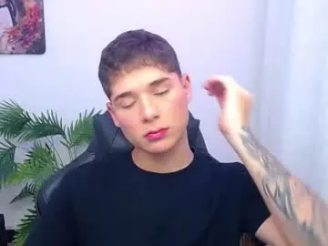 Chaturbate Best live sex cam show of matiii18