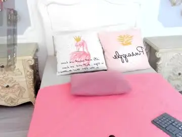 Chaturbate Nude Webcam of meganstar__