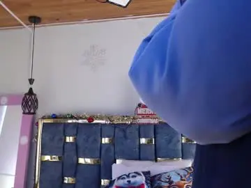 Chaturbate Watch Live Sex Cams of valery_cute_18