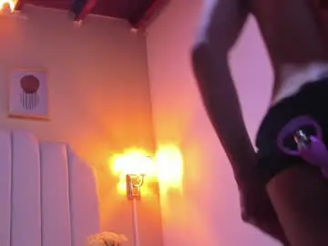 Chaturbate Nude Webcam of auroraa_369