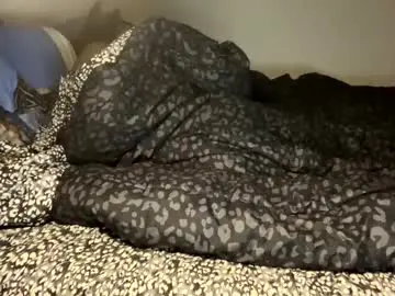 Chaturbate Sex Cam of bigdickpapishampoo