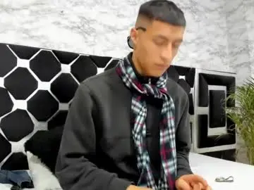 Chaturbate Watch Live Sex Cams of mr_porn_9