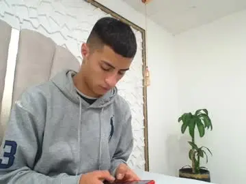 Chaturbate Adult Video Chat of mr_porn_9