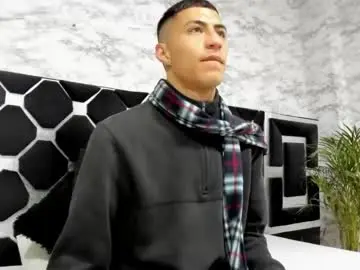 Chaturbate Adult Webcam of mr_porn_9