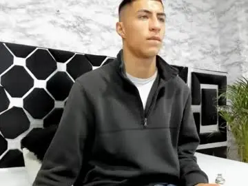 Chaturbate Best live sex cam show of mr_porn_9