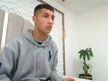 Chaturbate Nude Webcam of mr_porn_9