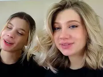 Chaturbate Live Sex Cam of pinkadele