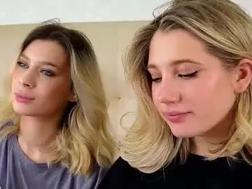 Chaturbate Live Sex Cam of pinkadele